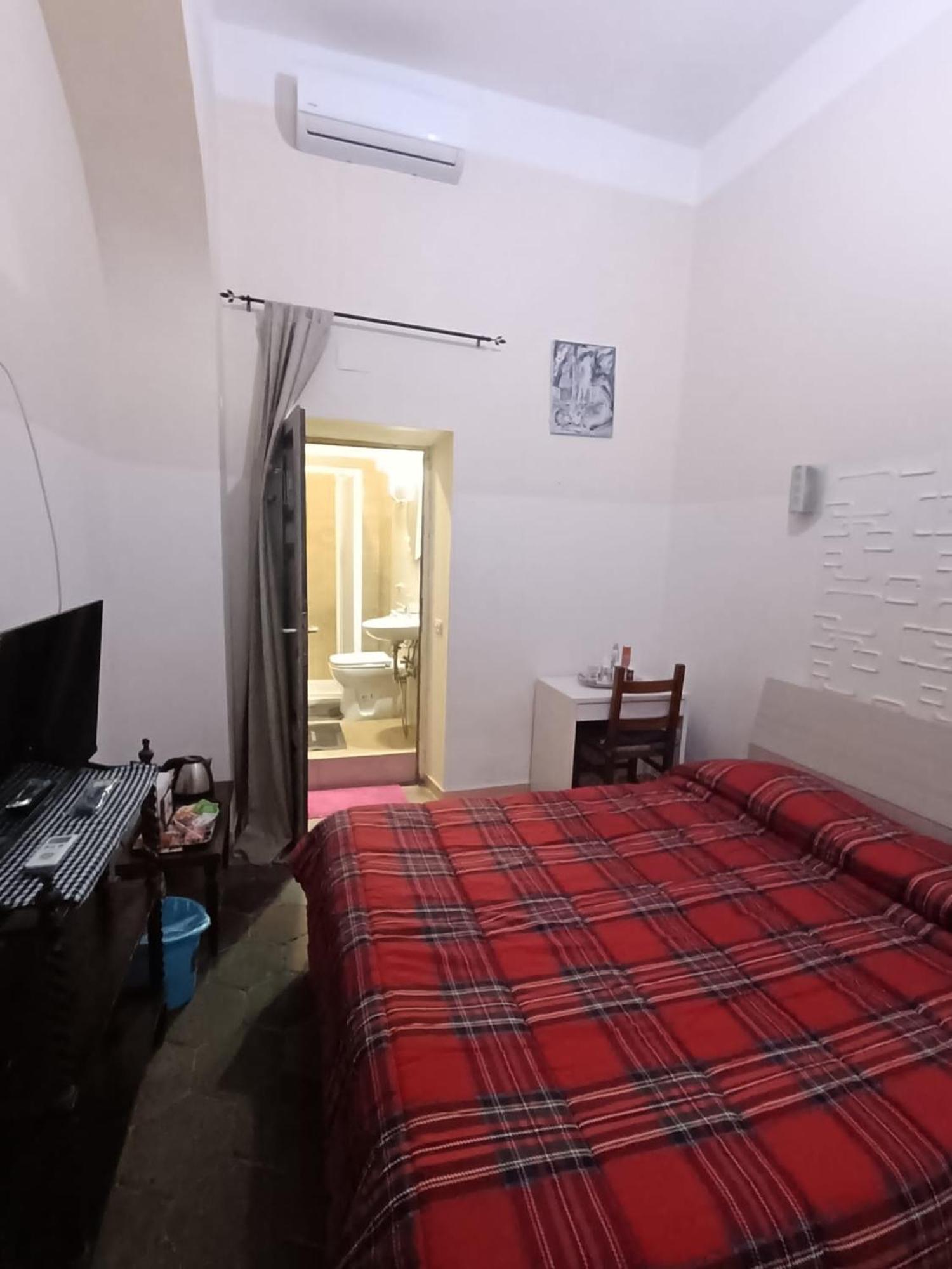 E&a Homestay Rome